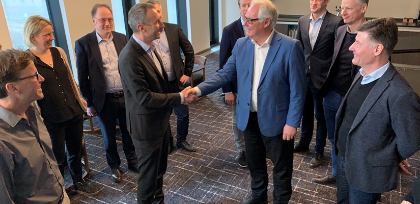 Konsernsjef i Skanska, Ståle Rød og administrerende direktør i Omsorgsbygg, Lars Henrik Bøhler Konsernsjef i Skanska, Ståle Rød og administrerende direktør i Omsorgsbygg, Lars Henrik Bøhler