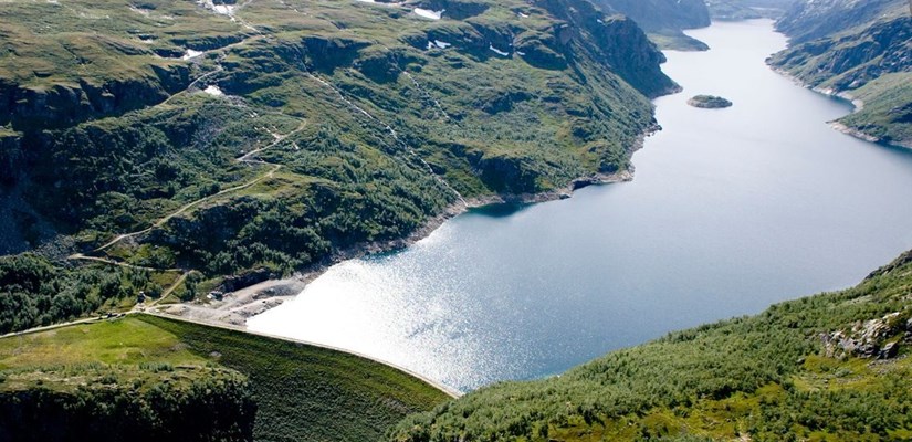 Dam Viddalsvatn ligger i Låvisdalen i Aurland kommune og ble bygget i 1970-71. Foto: Hafslund Eco Dam Viddalsvatn ligger i Låvisdalen i Aurland kommune og ble bygget i 1970-71. Foto: Hafslund Eco